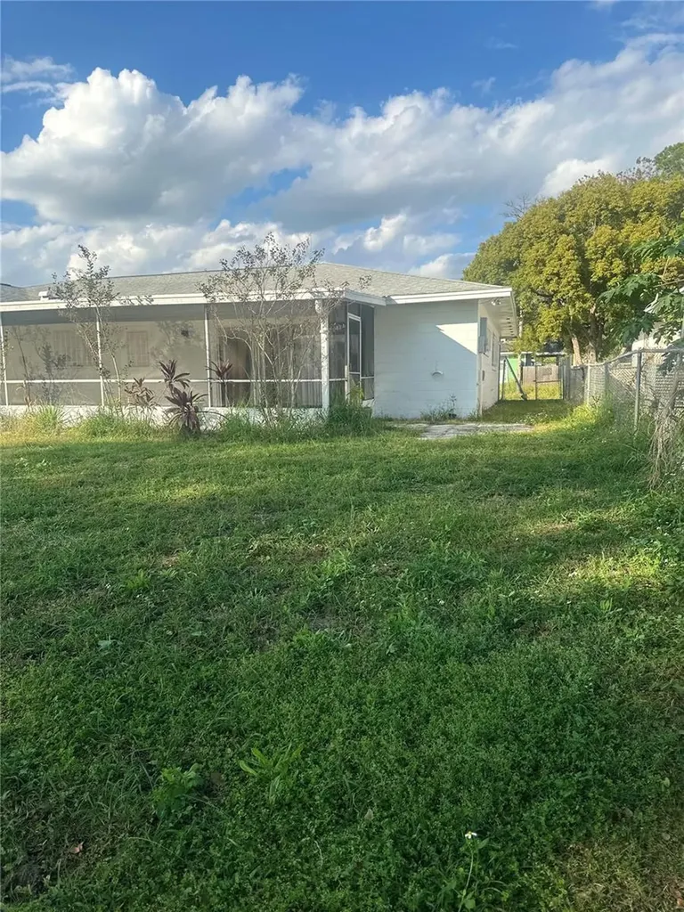 7100 Scruboak Lane Orlando FL 32818