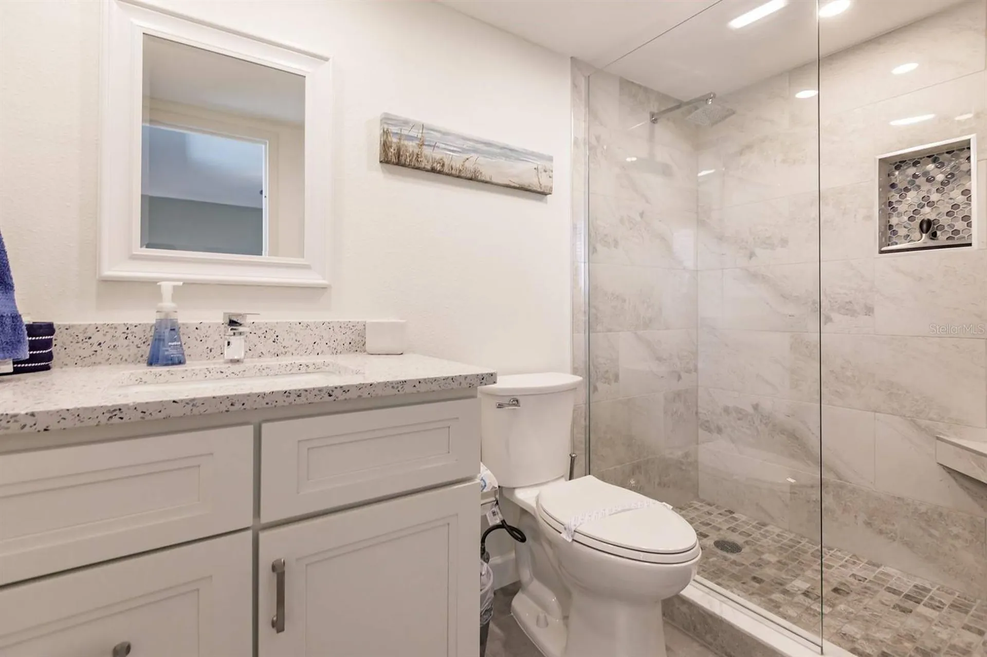 1125 W Peppertree Drive Sarasota FL 34242