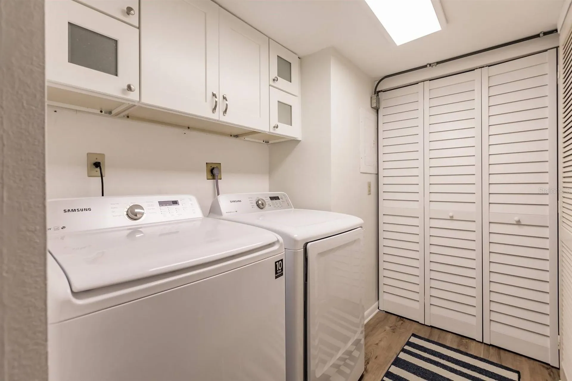 1125 W Peppertree Drive Sarasota FL 34242