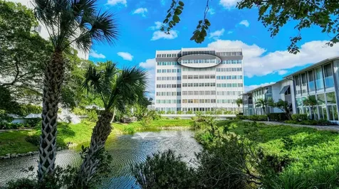 1125 W Peppertree Drive Sarasota FL 34242