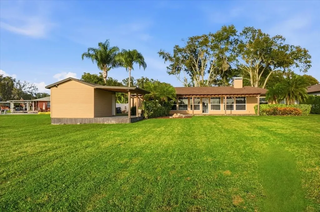 5530 Driftwood Drive Lakeland FL 33809