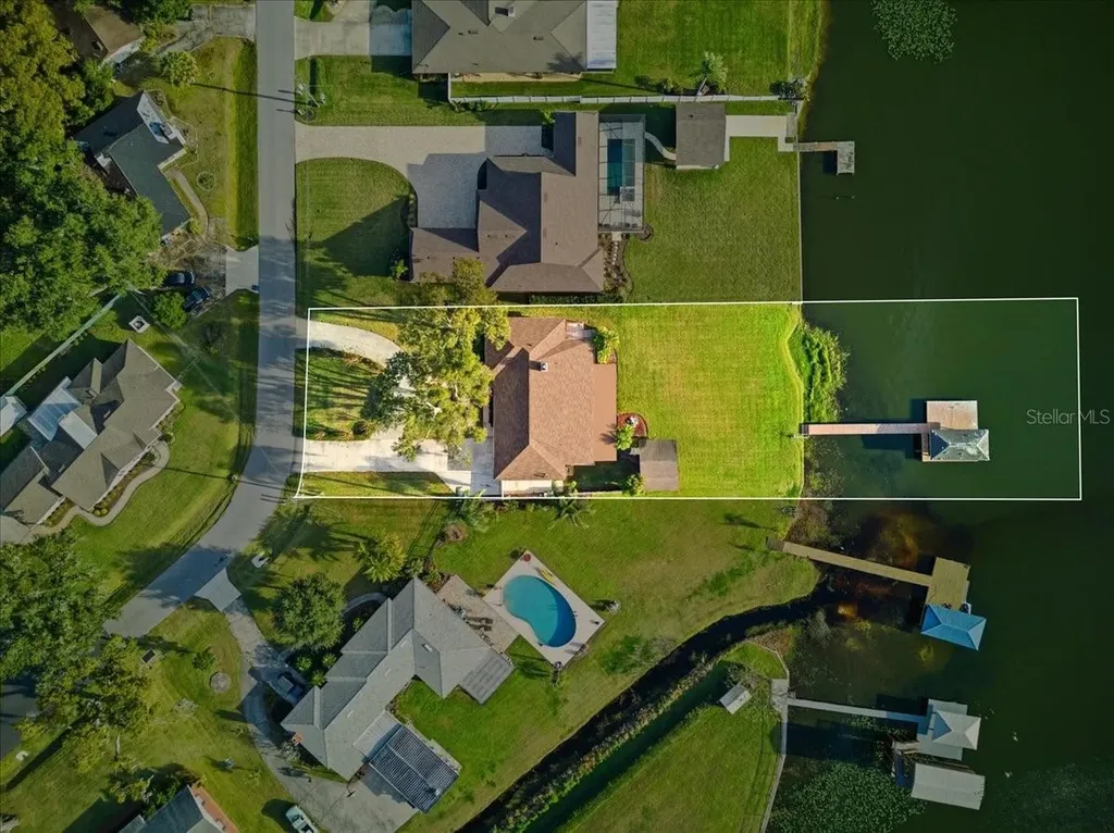 5530 Driftwood Drive Lakeland FL 33809