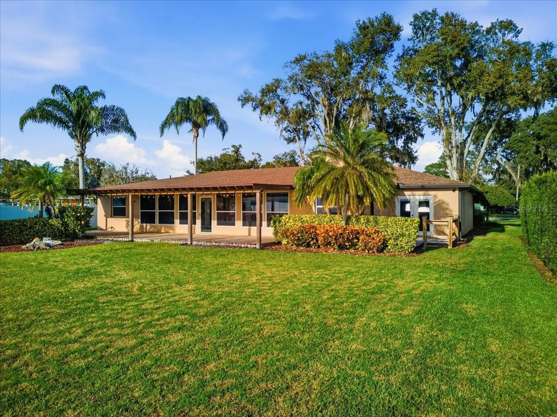 5530 Driftwood Drive Lakeland FL 33809