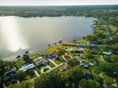5530 Driftwood Drive Lakeland FL 33809
