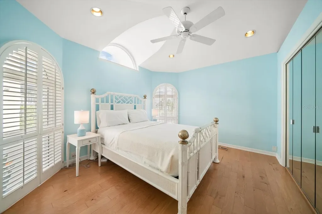 15564 Gulf Boulevard Redington Beach FL 33708