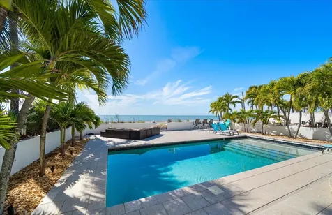 15564 Gulf Boulevard Redington Beach FL 33708