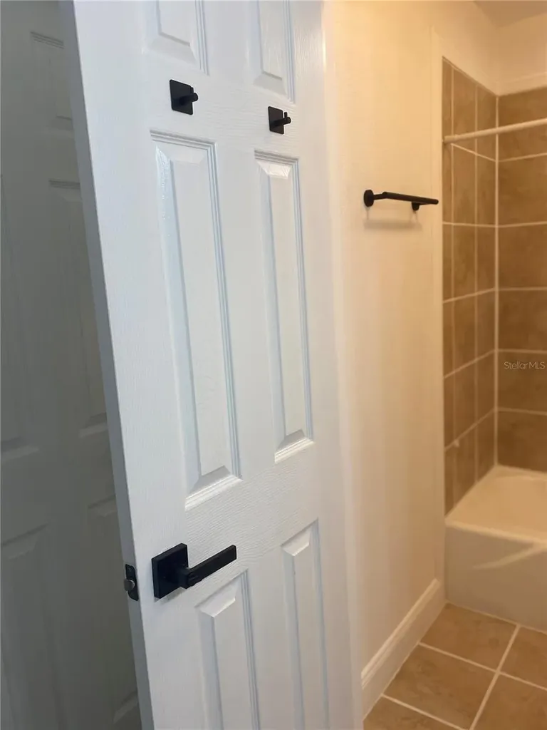 2526 Lemon Tree Lane Orlando FL 32839