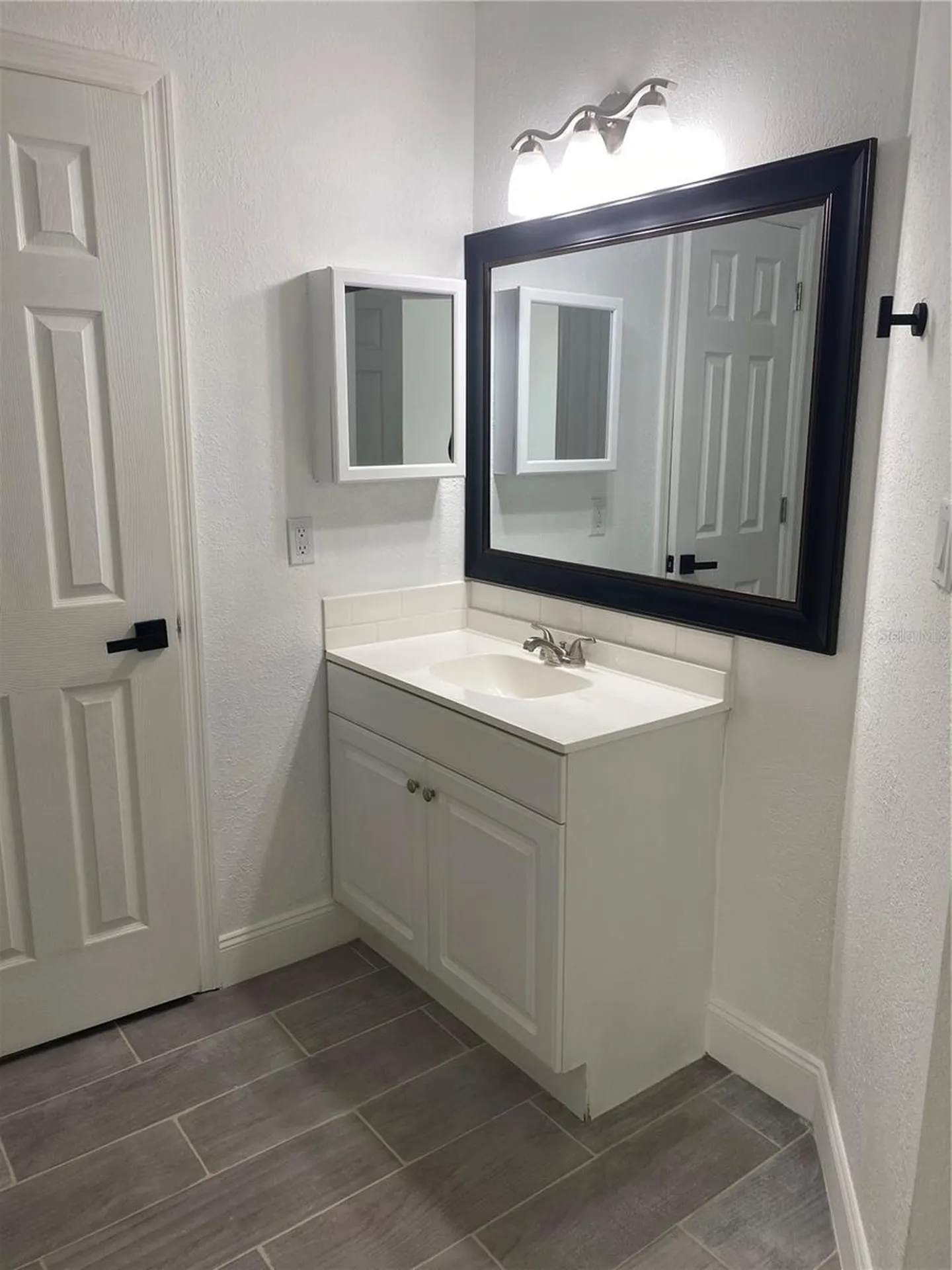 2526 Lemon Tree Lane Orlando FL 32839