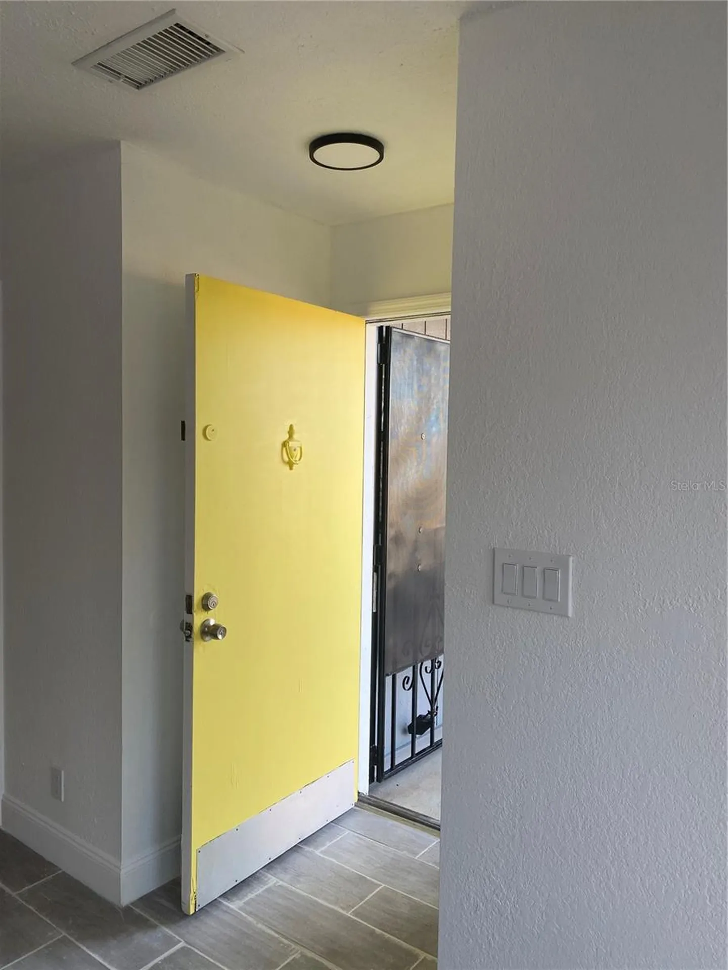 2526 Lemon Tree Lane Orlando FL 32839