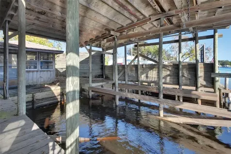 55512 Front Street Astor FL 32102