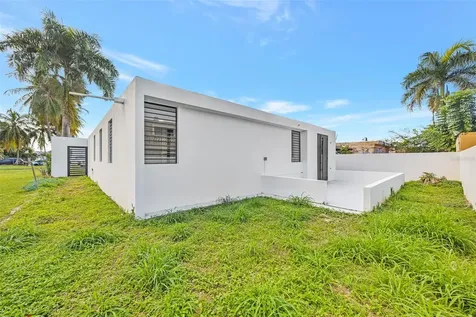 Ramon Marin St. Levittown Lakes Toa Baja PR 00949