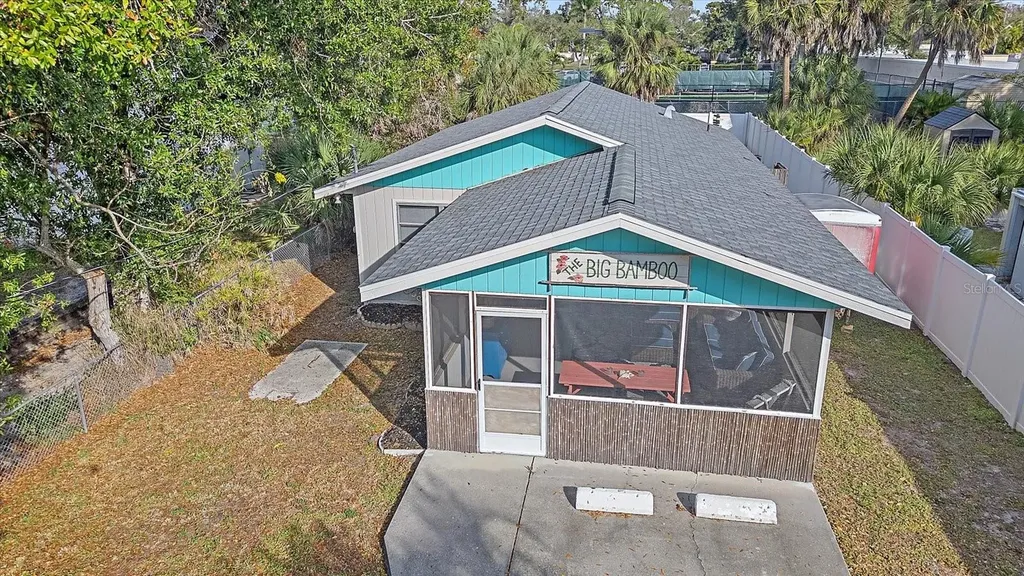 140 Avenida De La Isla Nokomis FL 34275