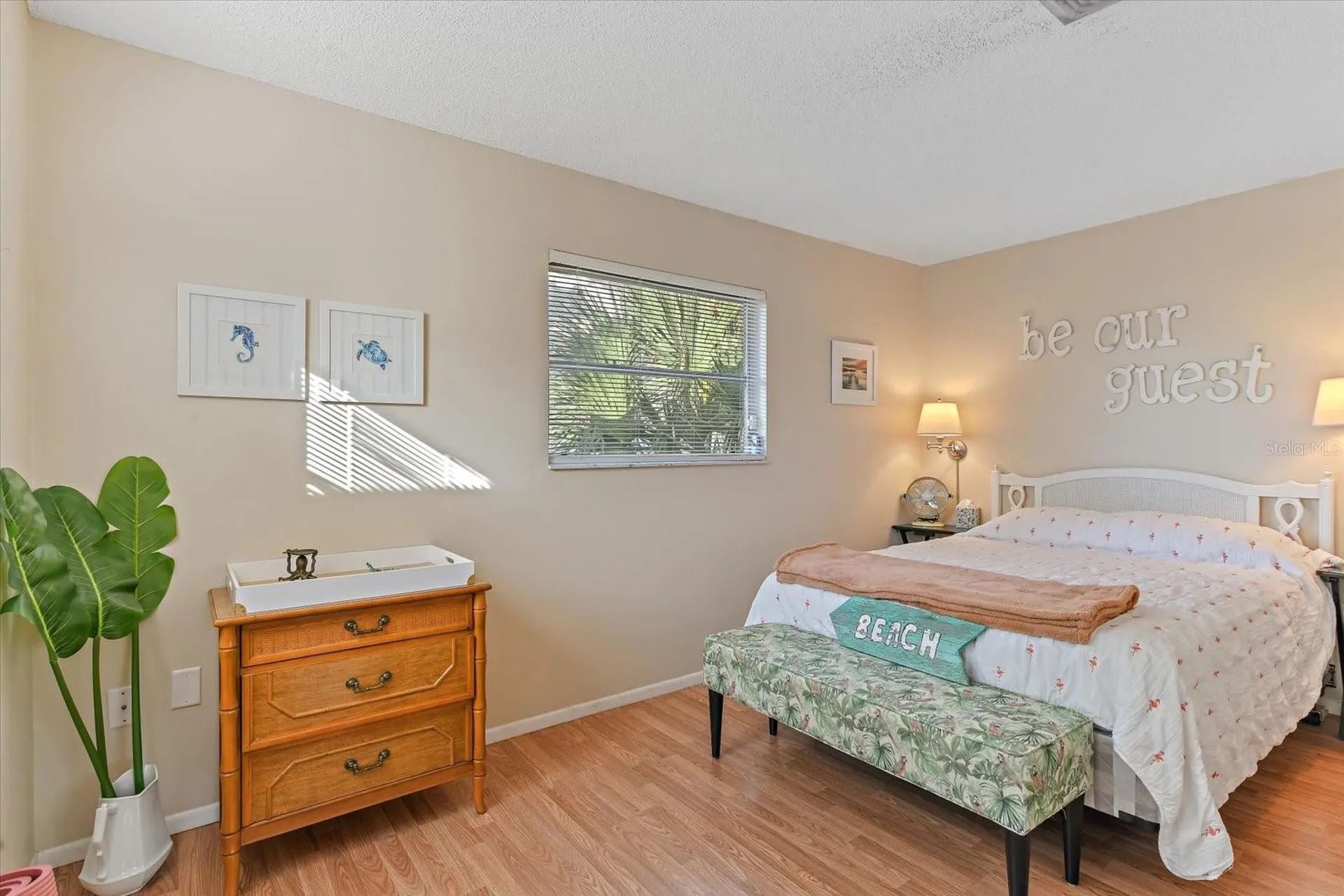 140 Avenida De La Isla Nokomis FL 34275