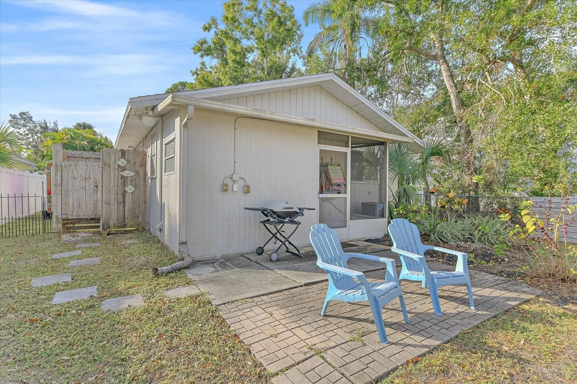 140 Avenida De La Isla Nokomis FL 34275