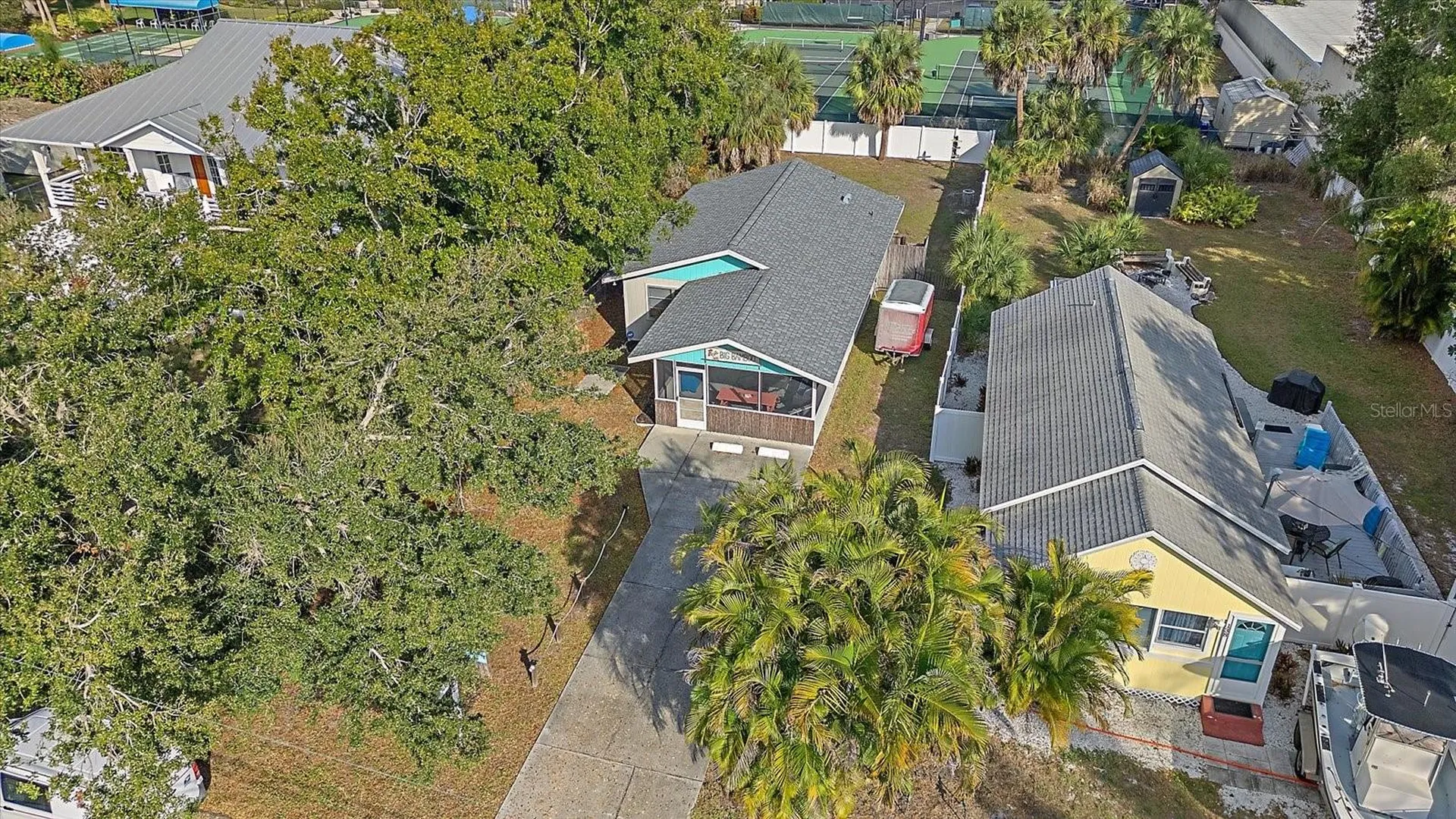 140 Avenida De La Isla Nokomis FL 34275