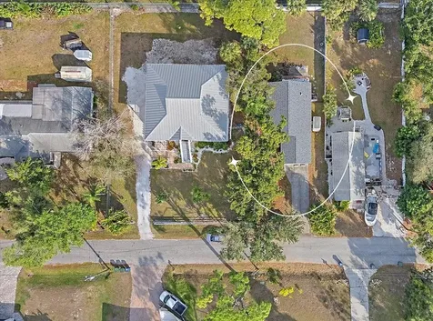 140 Avenida De La Isla Nokomis FL 34275