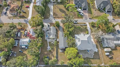 140 Avenida De La Isla Nokomis FL 34275