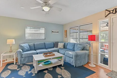 140 Avenida De La Isla Nokomis FL 34275