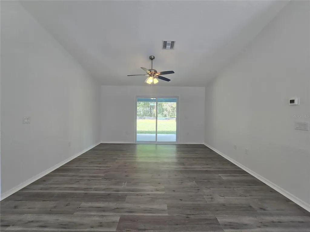 21 Sequoia Drive Course Ocklawaha FL 32179
