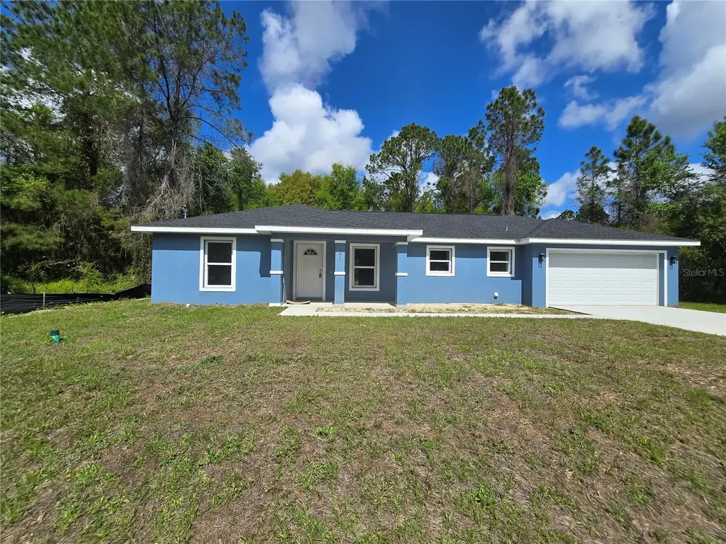 21 Sequoia Drive Course Ocklawaha FL 32179