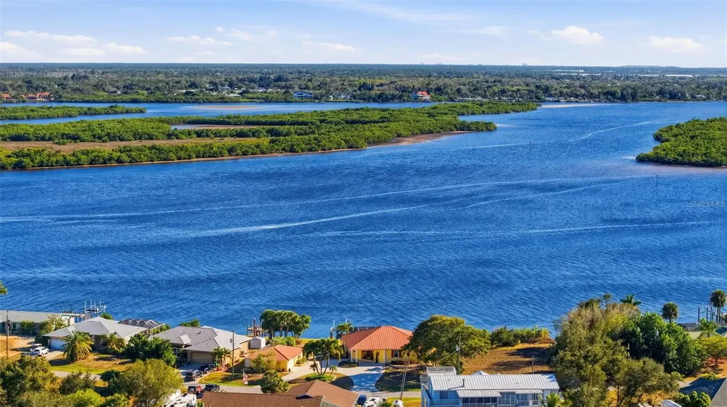 3260 Peace River Drive Punta Gorda FL 33983