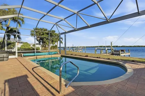 3260 Peace River Drive Punta Gorda FL 33983
