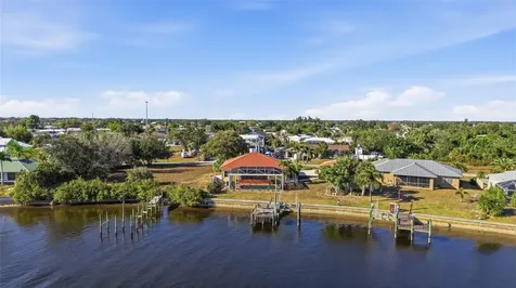 3260 Peace River Drive Punta Gorda FL 33983