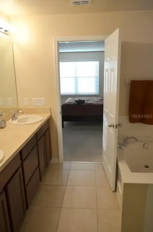 4989 Northlawn Way Orlando FL 32811