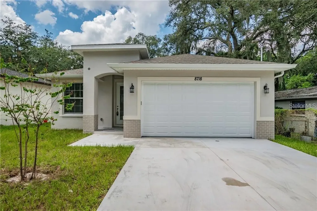 8718 N Dexter Avenue Tampa FL 33604