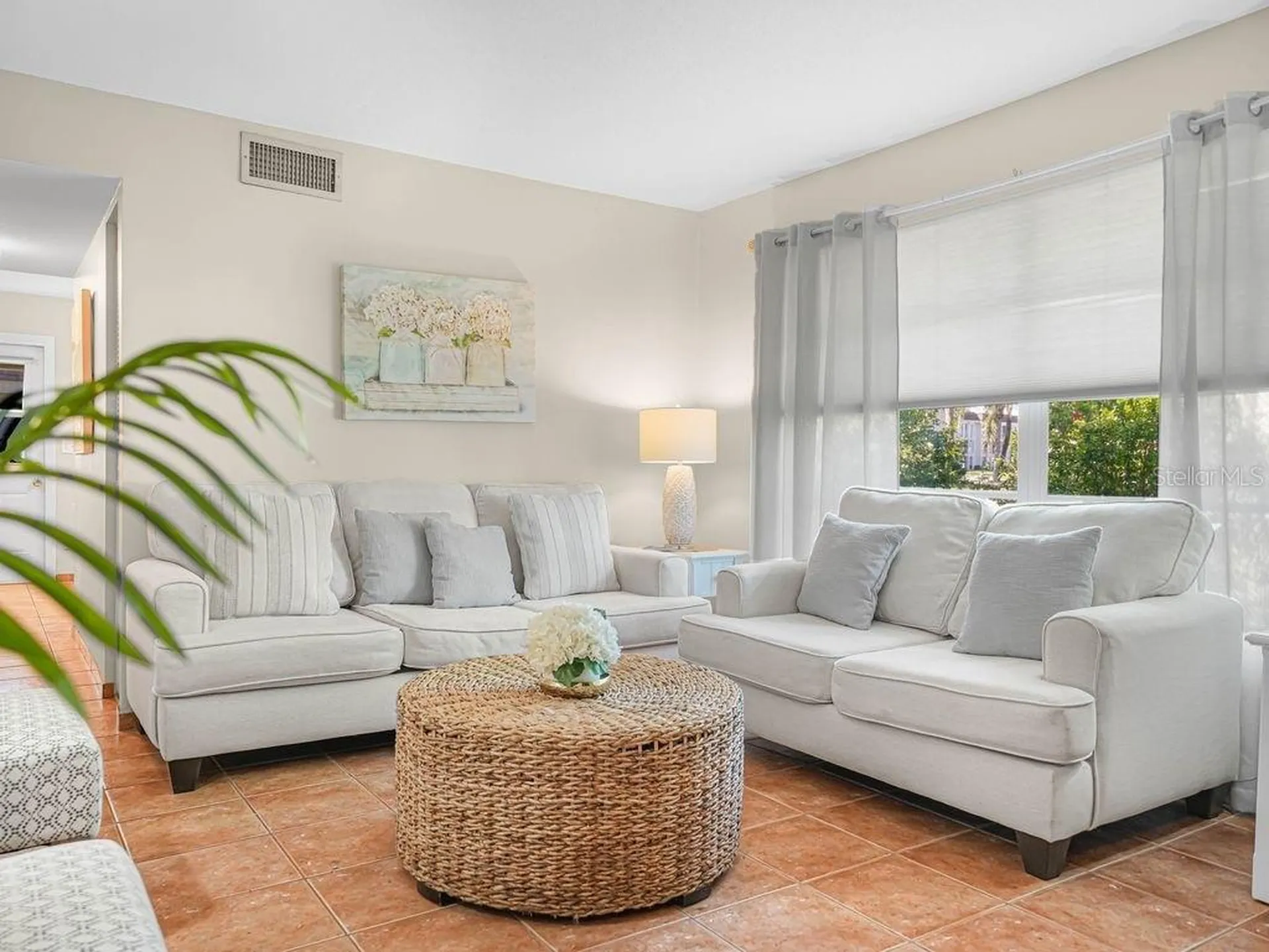 549 Sutton Place Longboat Key FL 34228
