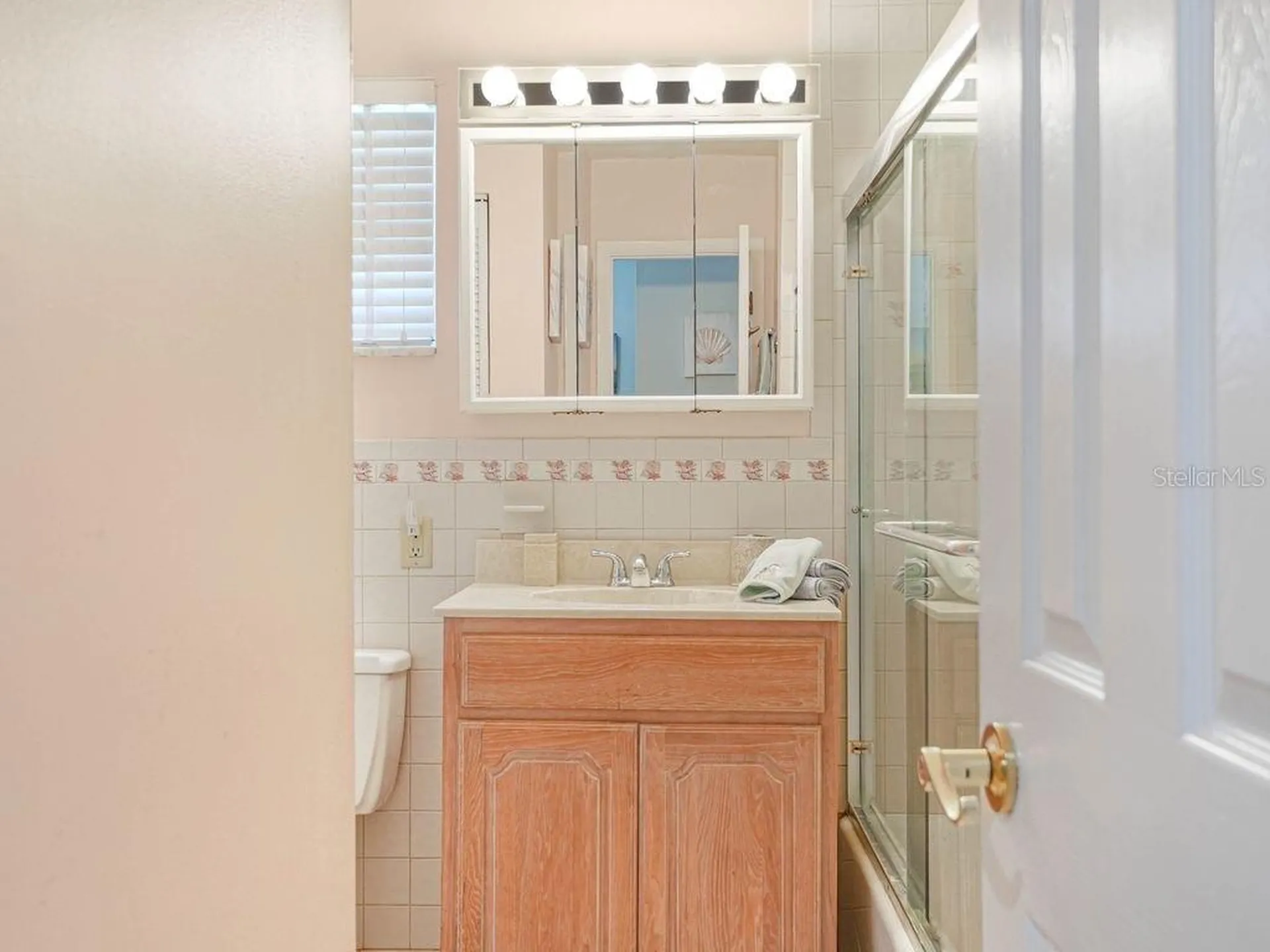 549 Sutton Place Longboat Key FL 34228