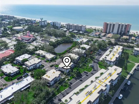 549 Sutton Place Longboat Key FL 34228