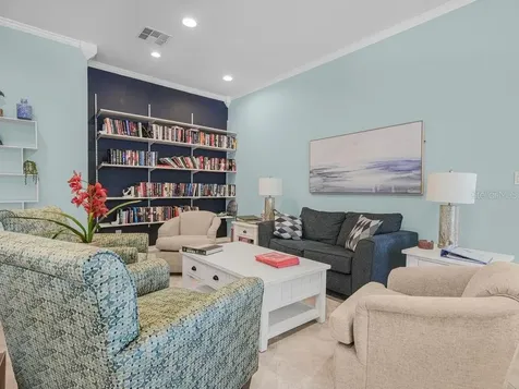 549 Sutton Place Longboat Key FL 34228