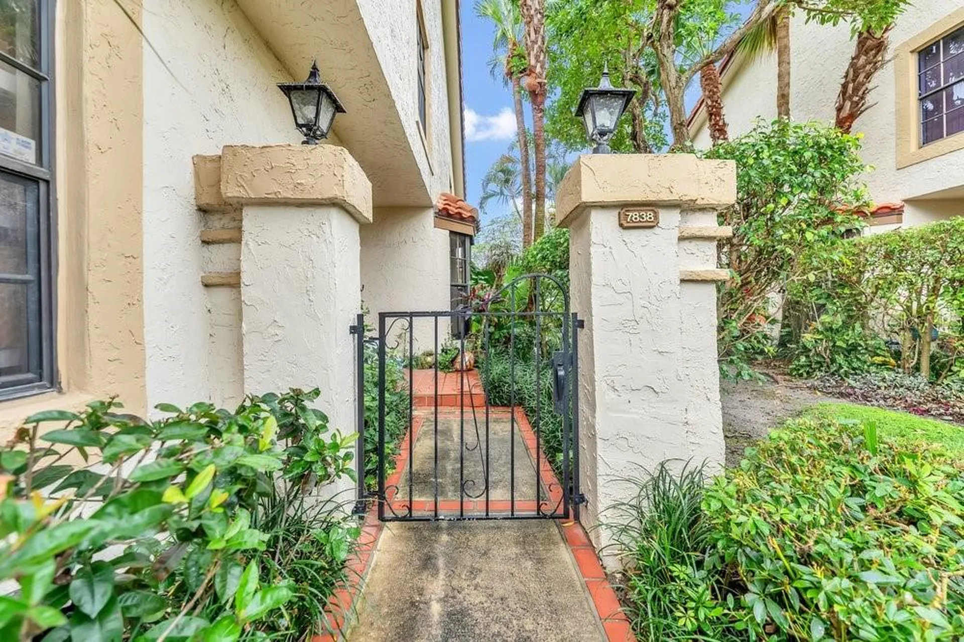 7838 La Mirada Drive Boca Raton FL 33433