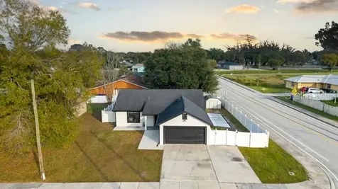 41 S Palm Avenue Kissimmee FL 34741