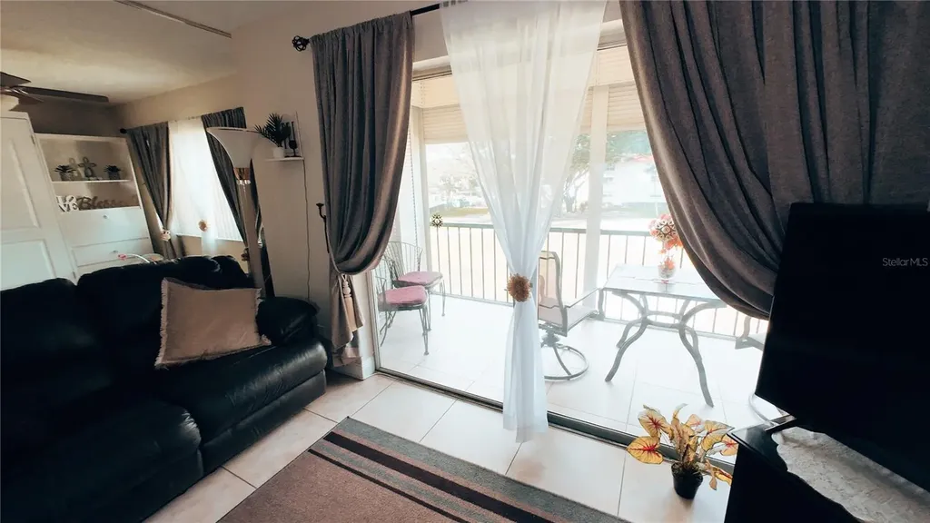 8901 S Hollybrook Boulevard Pembroke Pines FL 33025