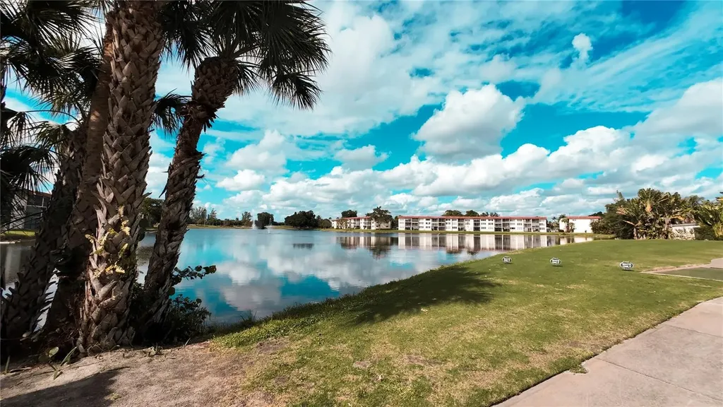 8901 S Hollybrook Boulevard Pembroke Pines FL 33025