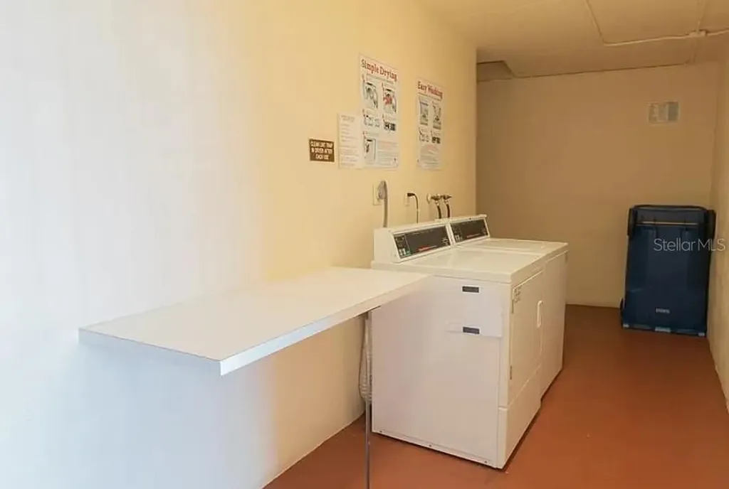 8901 S Hollybrook Boulevard Pembroke Pines FL 33025