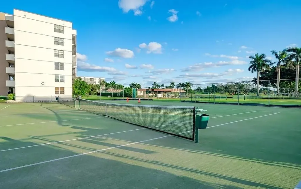 8901 S Hollybrook Boulevard Pembroke Pines FL 33025
