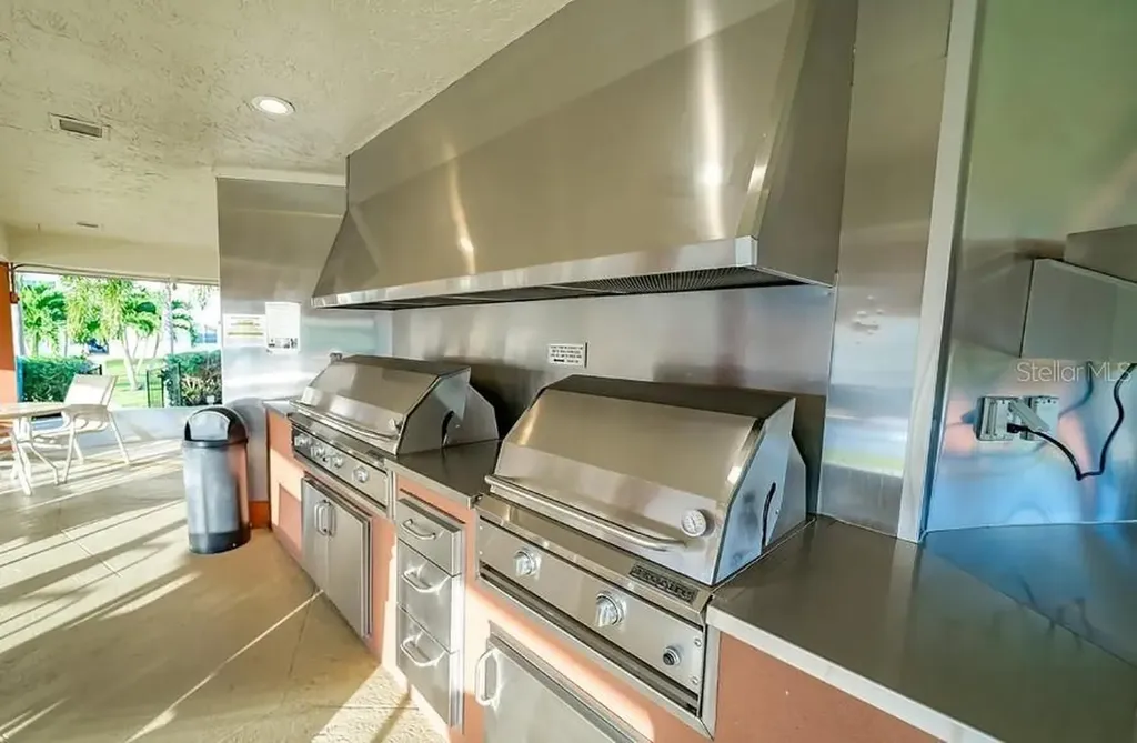 8901 S Hollybrook Boulevard Pembroke Pines FL 33025