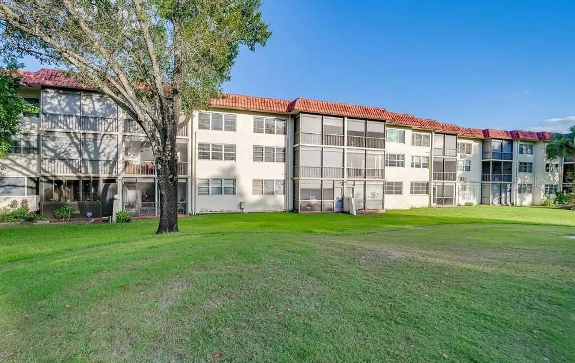 8901 S Hollybrook Boulevard Pembroke Pines FL 33025