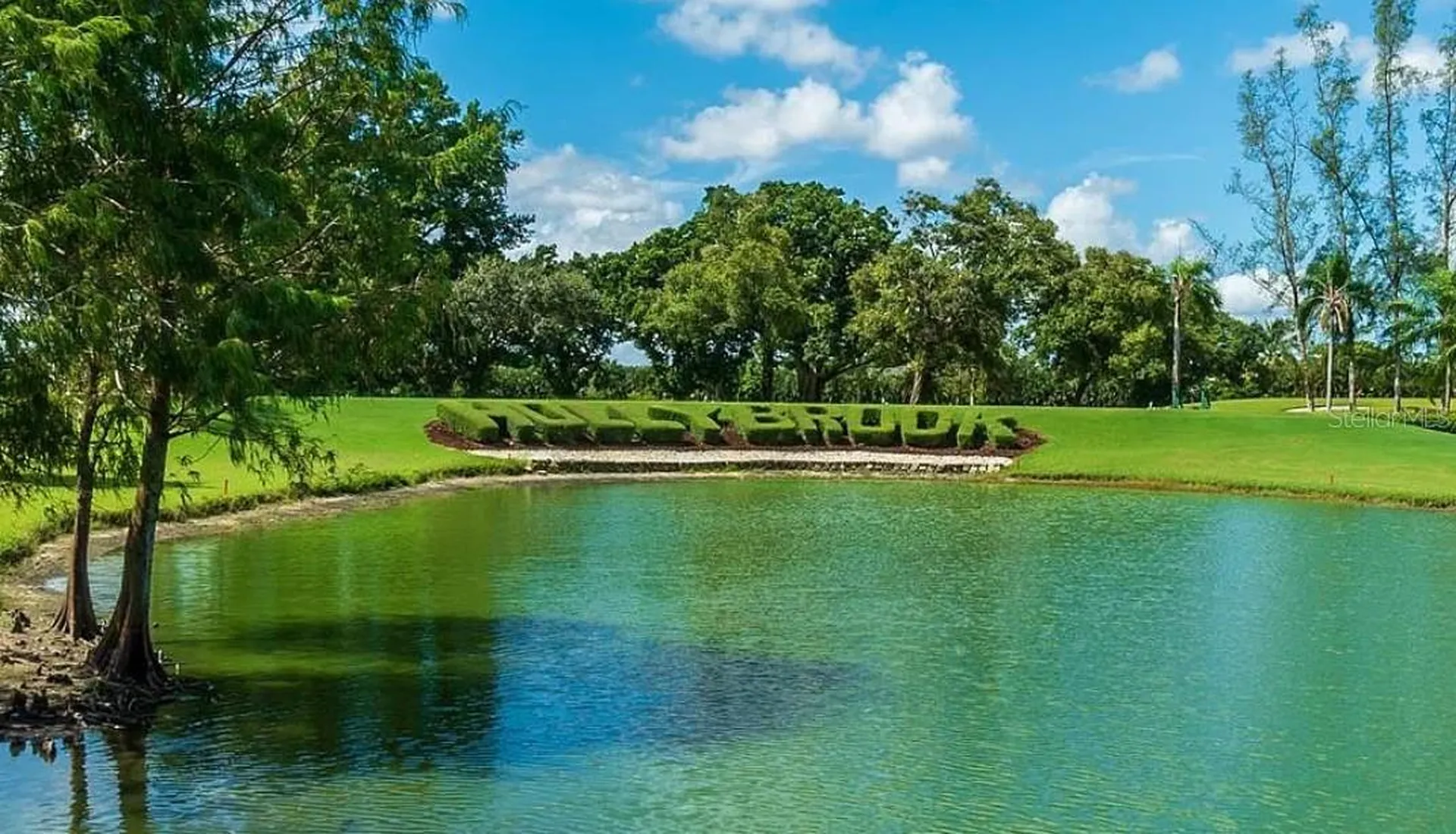 8901 S Hollybrook Boulevard Pembroke Pines FL 33025