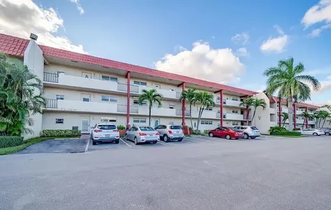 8901 S Hollybrook Boulevard Pembroke Pines FL 33025