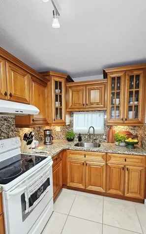 8901 S Hollybrook Boulevard Pembroke Pines FL 33025
