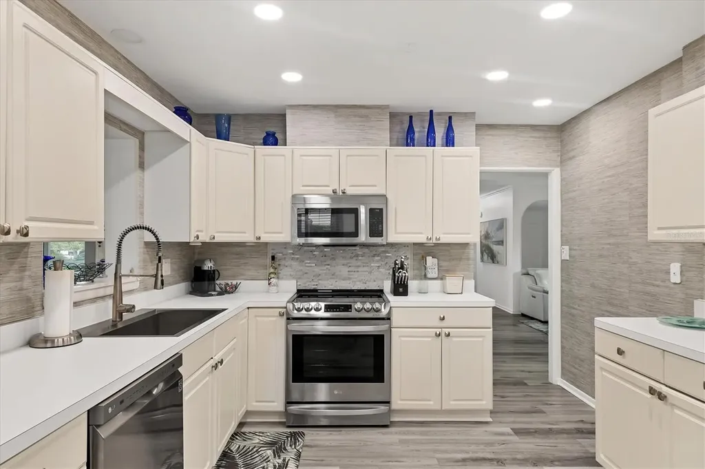 1837 Upper Cove Terrace Sarasota FL 34231
