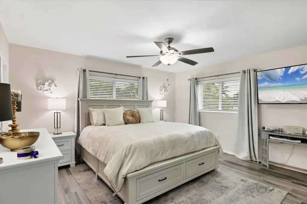 1837 Upper Cove Terrace Sarasota FL 34231