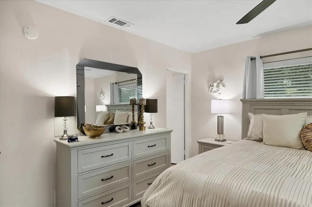 1837 Upper Cove Terrace Sarasota FL 34231