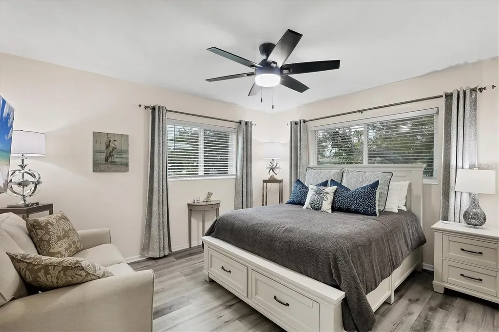 1837 Upper Cove Terrace Sarasota FL 34231