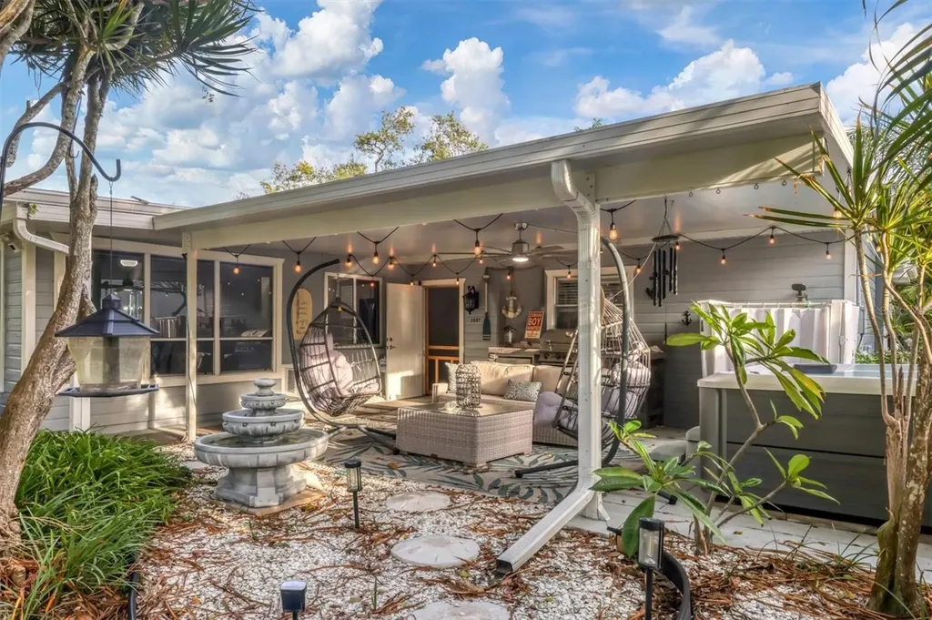 1837 Upper Cove Terrace Sarasota FL 34231