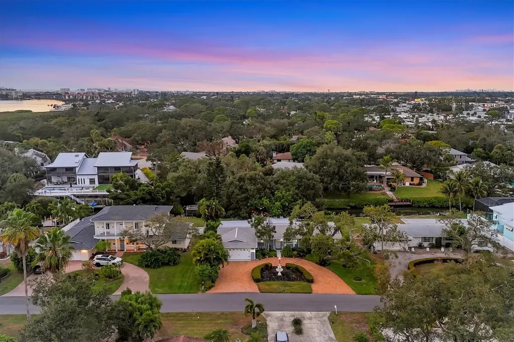 1837 Upper Cove Terrace Sarasota FL 34231